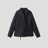 Giacca a Portafoglio con Cintura – Stile a Strati Senza Sforzo